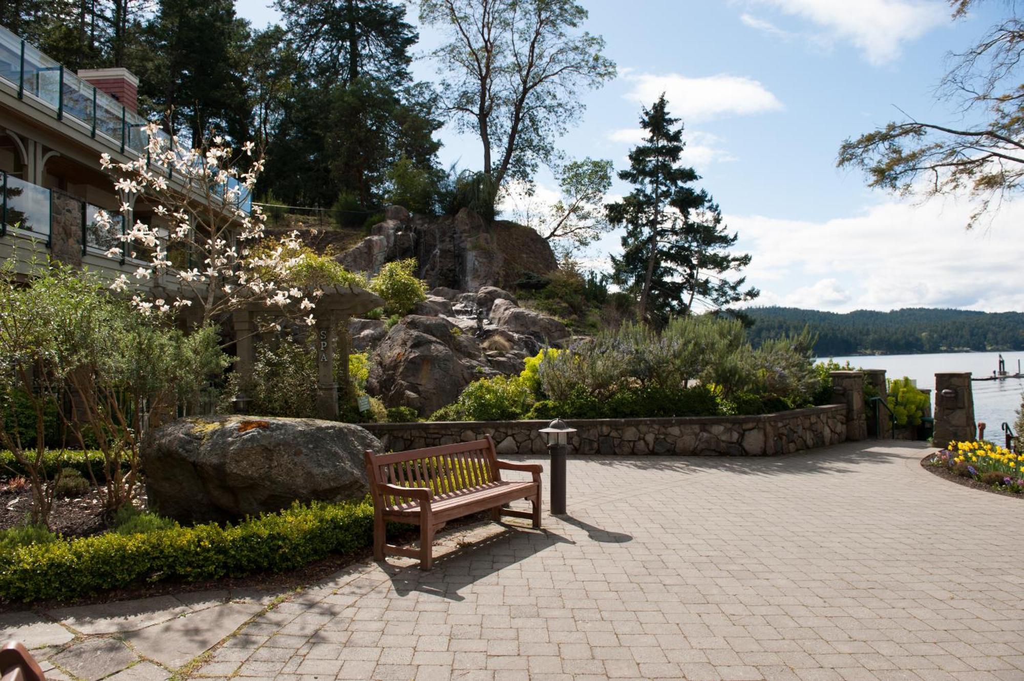 Poets Cove Resort & Spa Bedwell Harbour Экстерьер фото