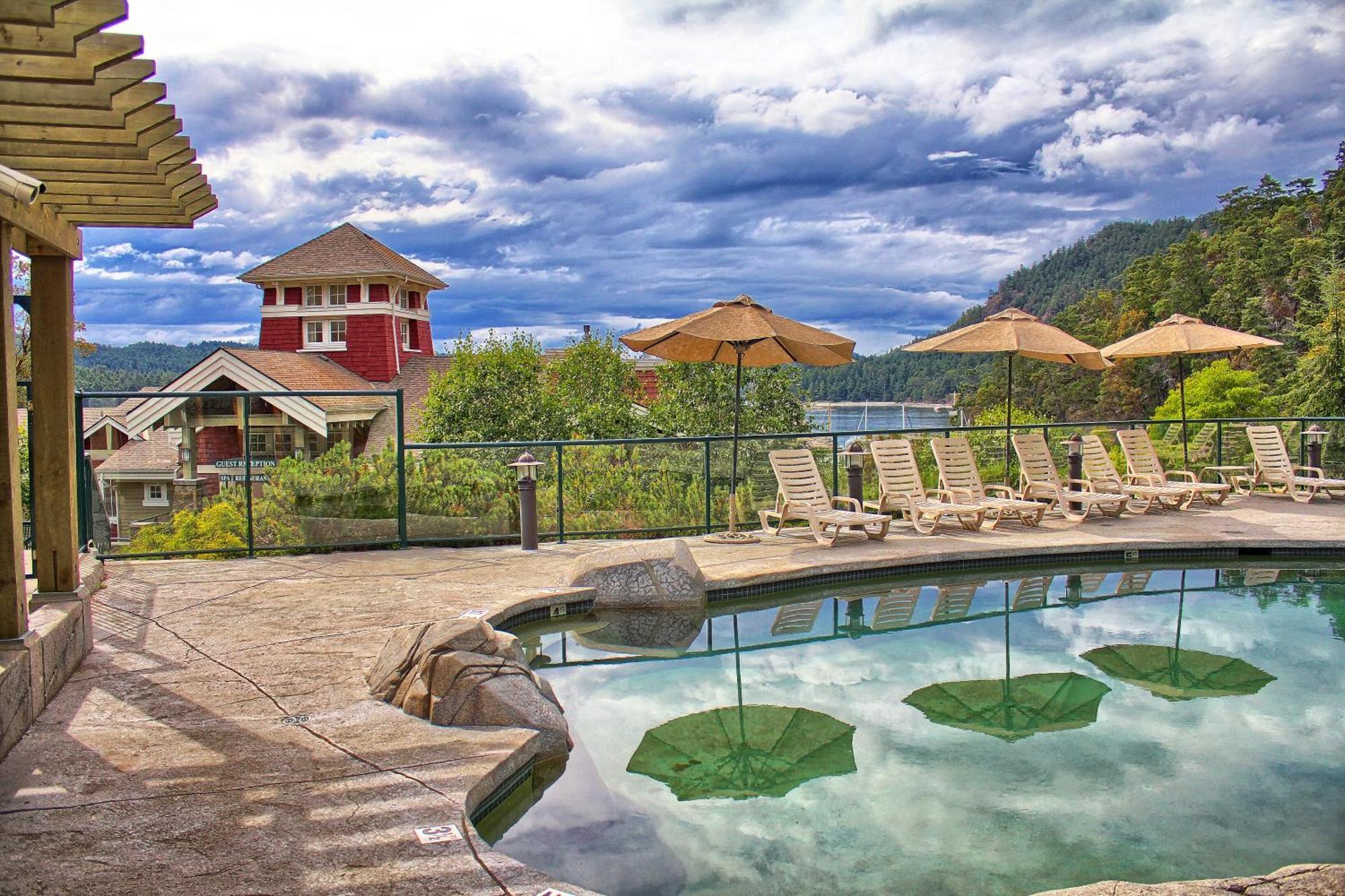 Poets Cove Resort & Spa Bedwell Harbour Экстерьер фото